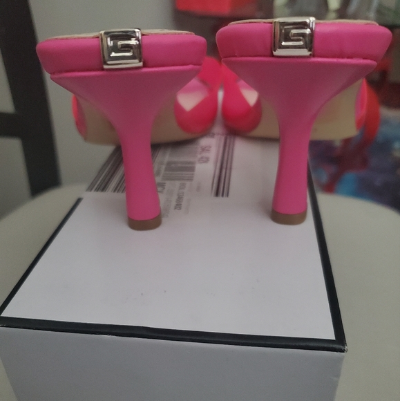 GUESS kitten heels 👠 pink - Picture 4 of 5